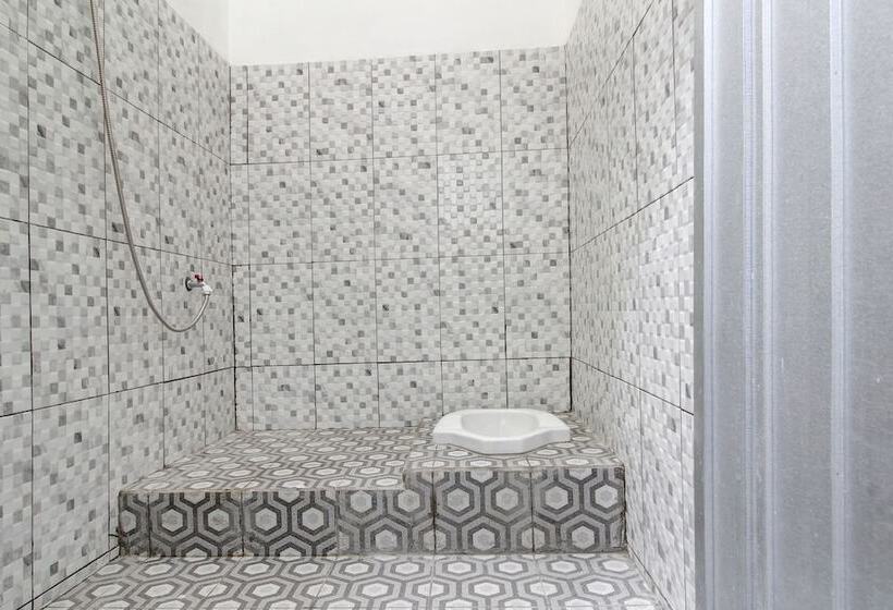 Hotel Spot On 92118 Alif House Syariah 2