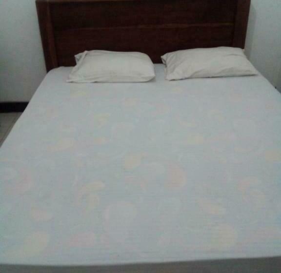 بنسيون Nikasha Family Rest