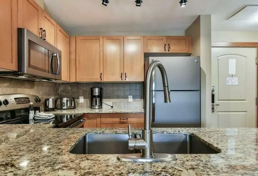 B&b Falcon Crest Lodge 1br 1pullout