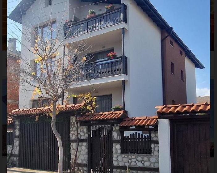 Pensionat къща за гости карасански