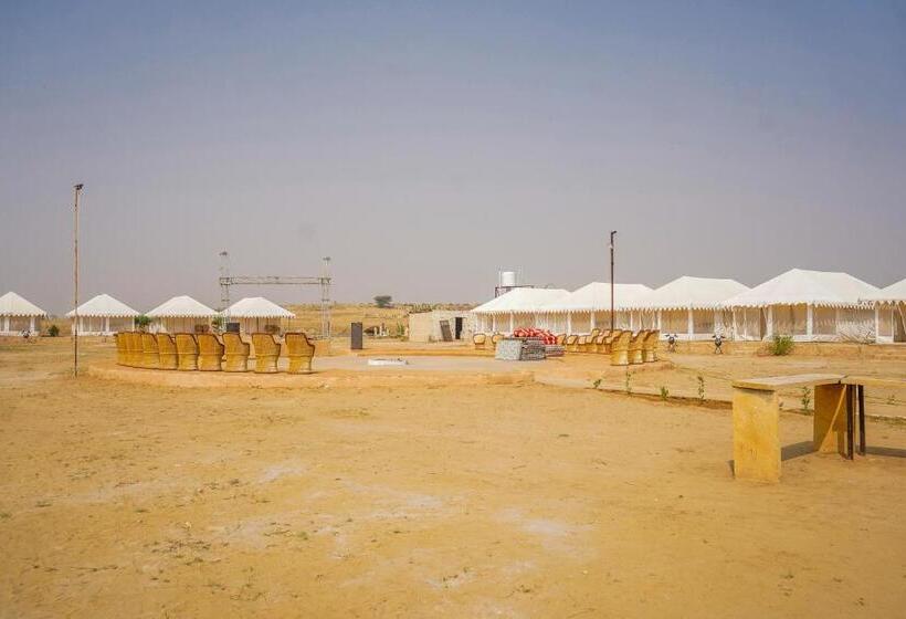 אתר נופש Mughal Sam Sand Dunes Desert Safari