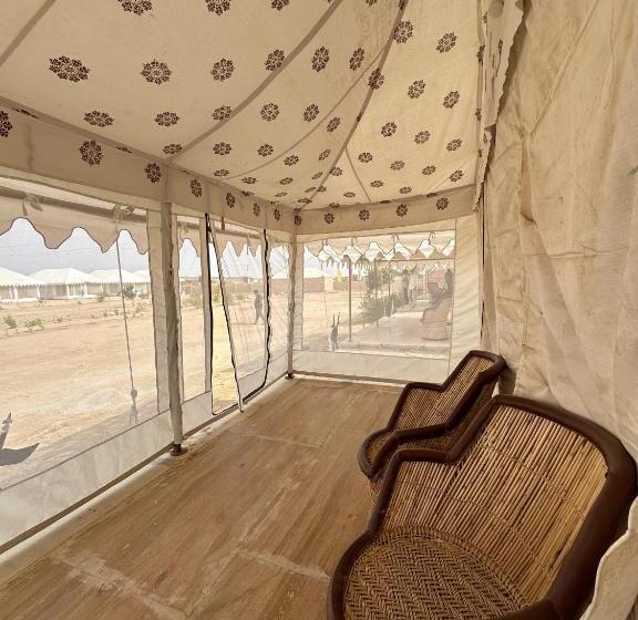 אתר נופש Mughal Sam Sand Dunes Desert Safari