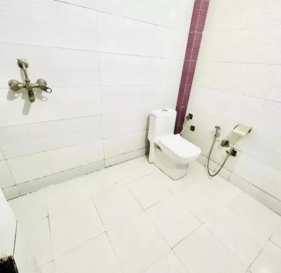 West Cottas Hotel    Couples, Family, Corporate Favorite In Heart Of Jalandhar
