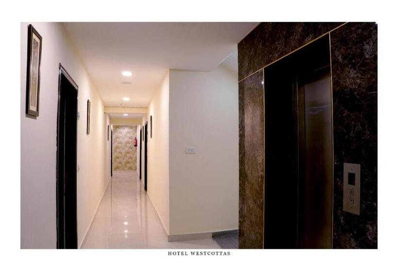 West Cottas Hotel    Couples, Family, Corporate Favorite In Heart Of Jalandhar