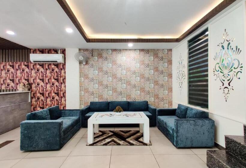 West Cottas Hotel    Couples, Family, Corporate Favorite In Heart Of Jalandhar