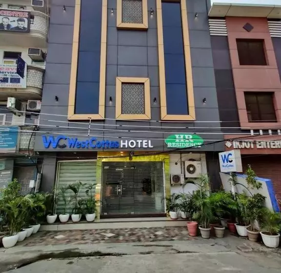 West Cottas Hotel    Couples, Family, Corporate Favorite In Heart Of Jalandhar