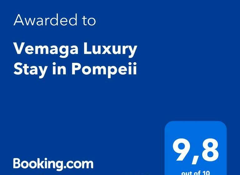 تختخواب و صبحانه Vemaga Luxury Stay In Pompeii