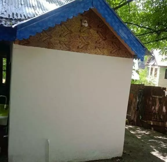 هتل O Kohsheen Guest House