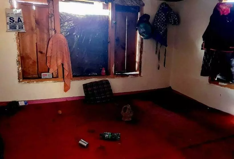 هتل O Kohsheen Guest House