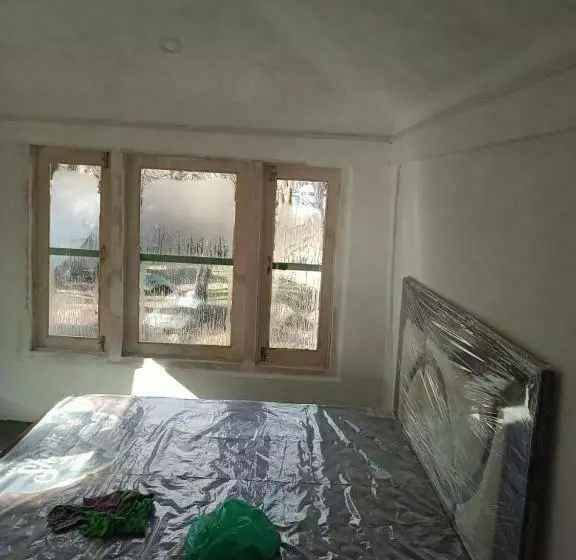 هتل O Kohsheen Guest House