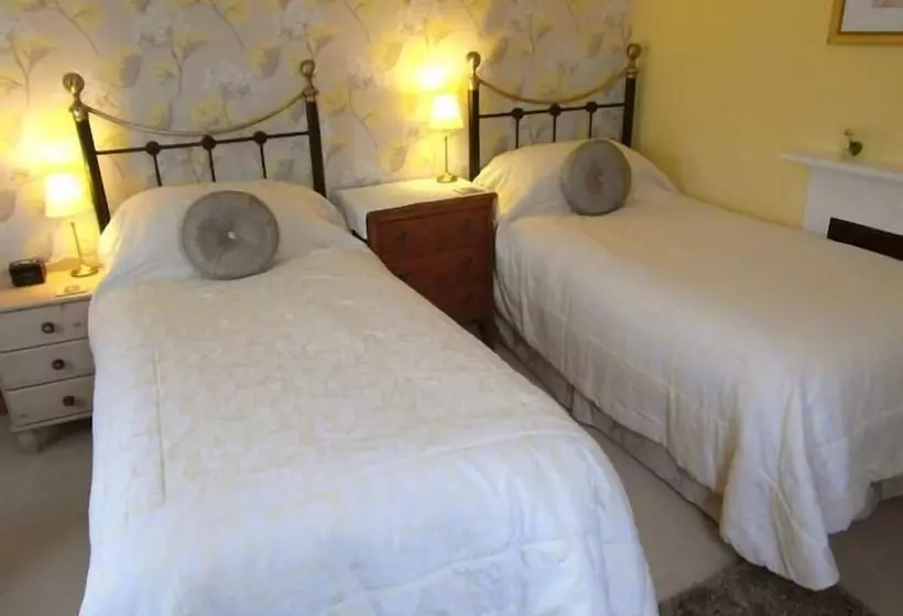Anton Guest House Bed And Breakfast