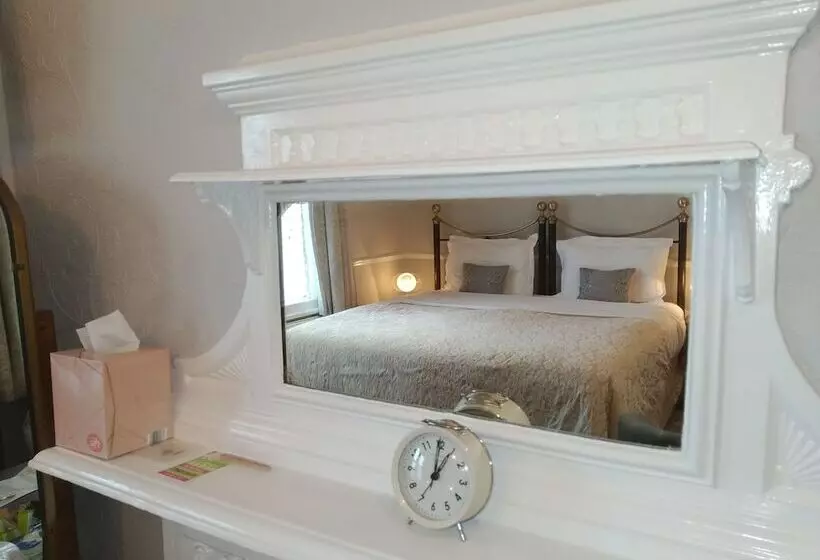 Anton Guest House Bed And Breakfast