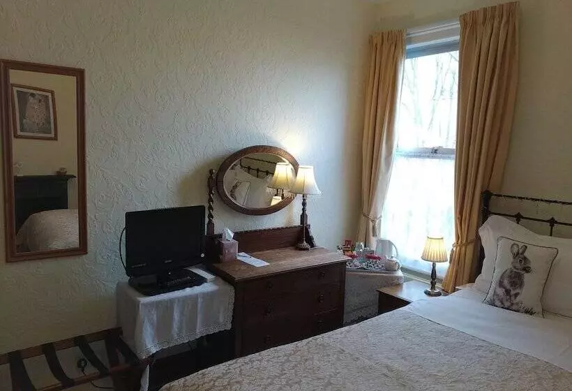 Anton Guest House Bed And Breakfast