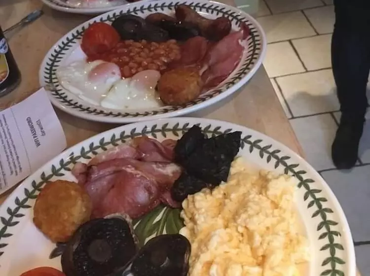 Anton Guest House Bed And Breakfast