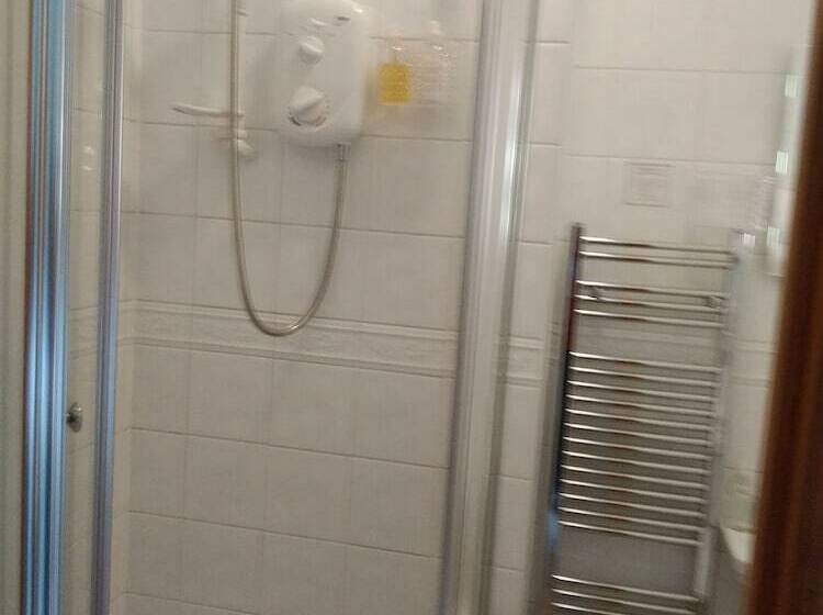 Anton Guest House Bed And Breakfast