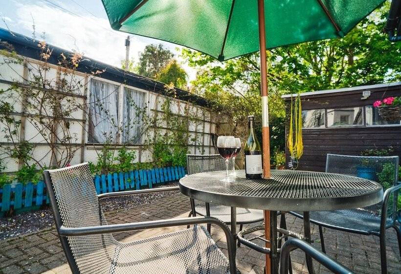 Beachmount Holiday Apartments