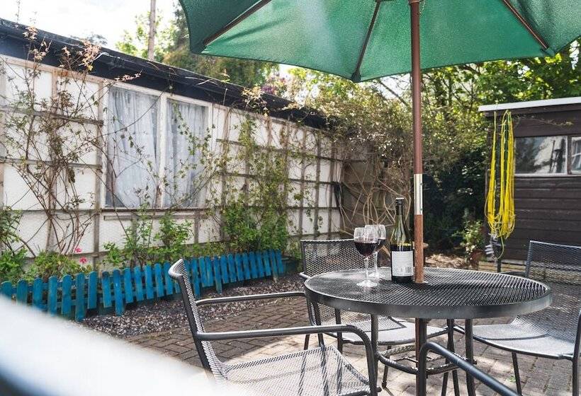 Beachmount Holiday Apartments