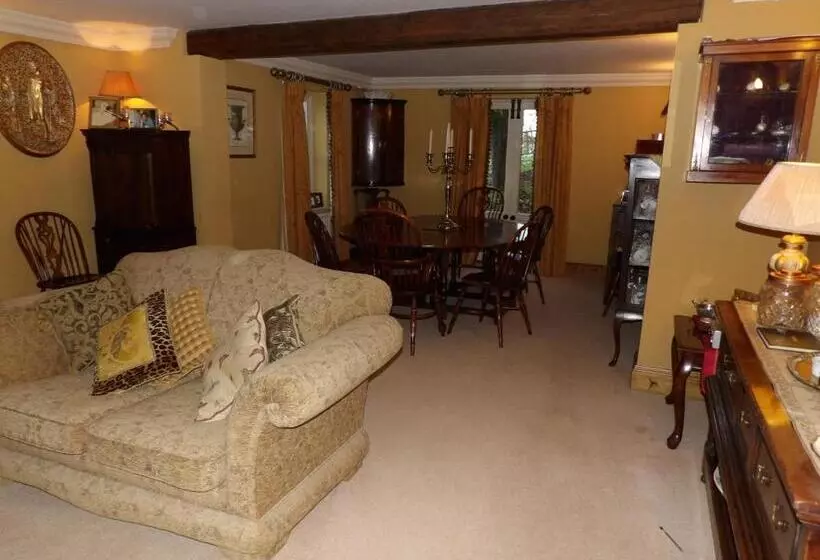 민박 Broccoli Bottom