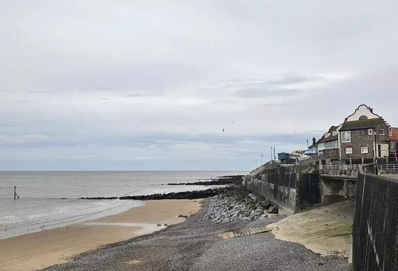 צימר Burlington Berties