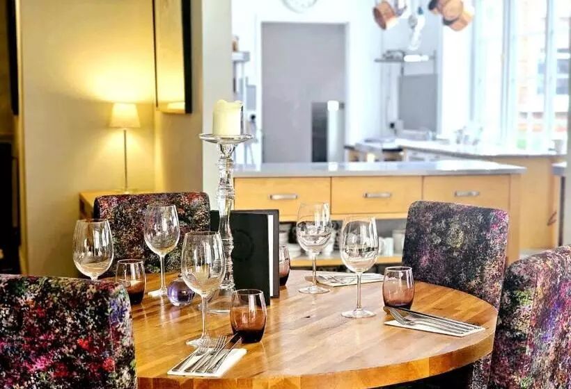 צימר Burlington Berties