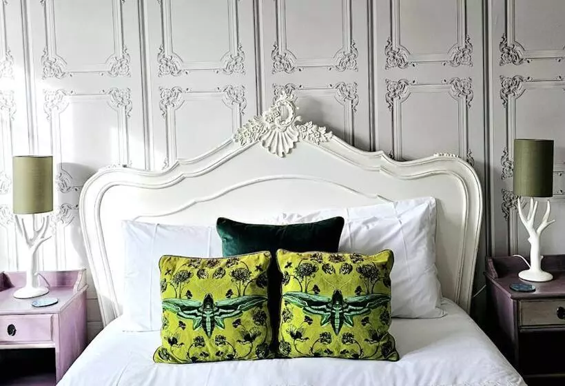 צימר Burlington Berties