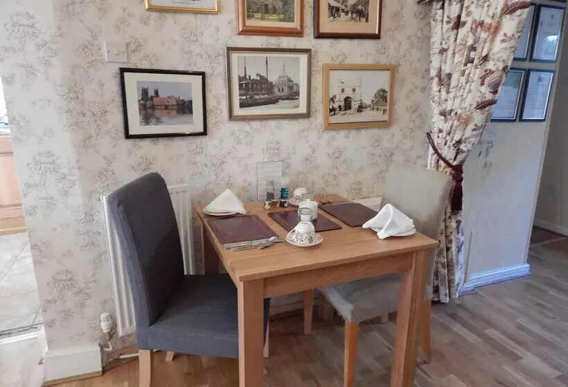 مبيت وإفطار Fairlight Lodge