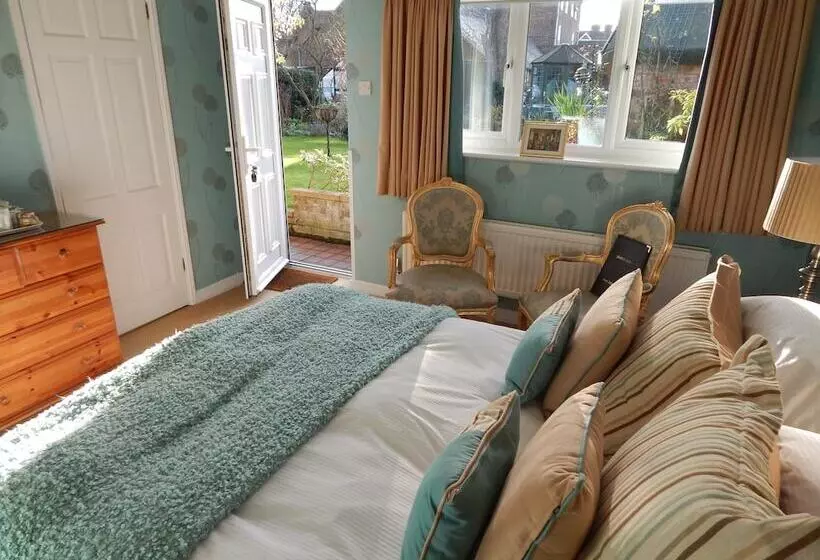 مبيت وإفطار Fairlight Lodge