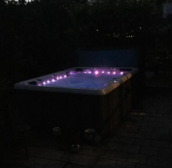 צימר The Bridge Street Historic Guest House