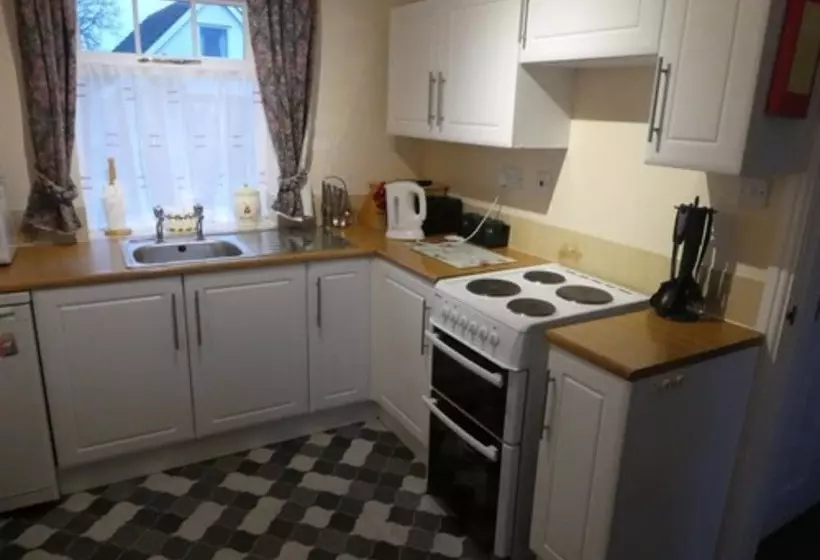 تختخواب و صبحانه West View