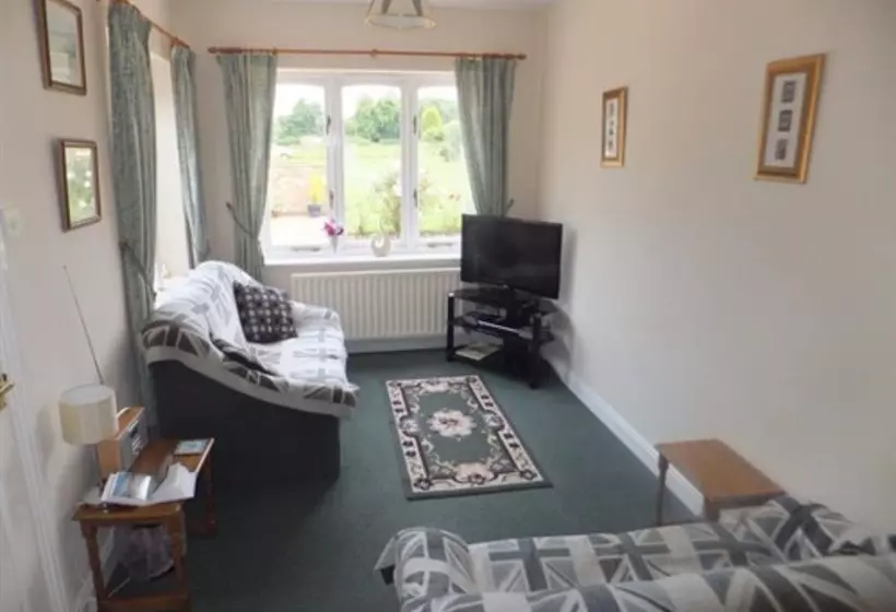 تختخواب و صبحانه West View