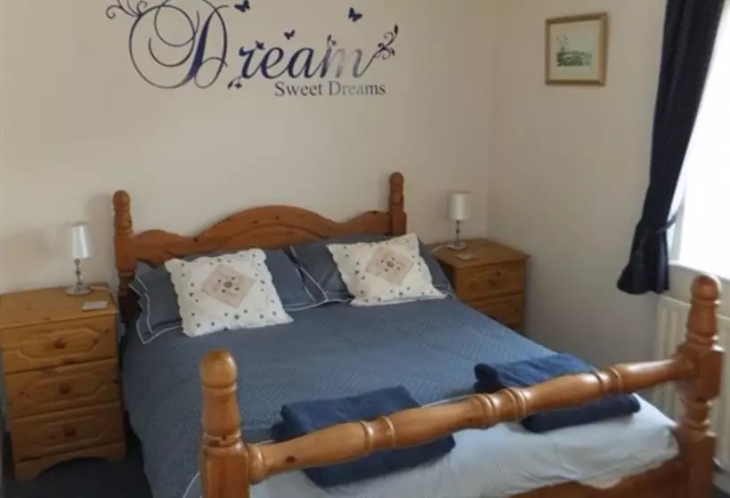 تختخواب و صبحانه West View