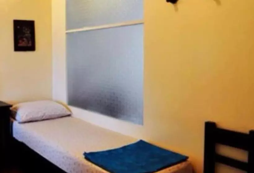 Dmk Hostel Donmueang Airport