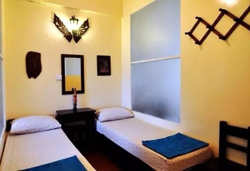Dmk Hostel Donmueang Airport