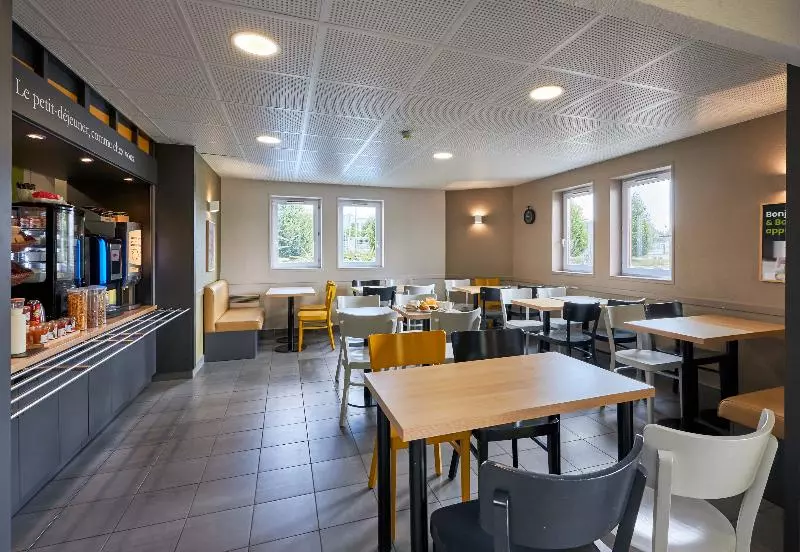 B&b Hotel Caen Mémorial