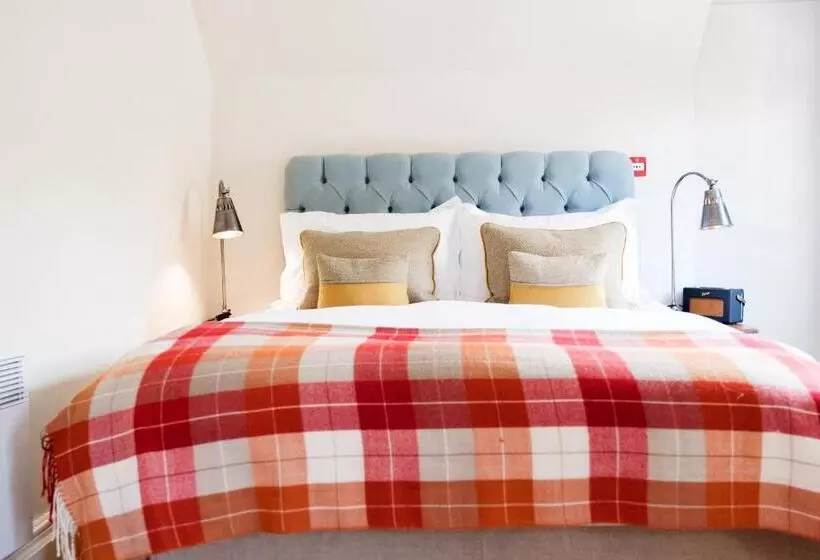 Hotell Bel And The Dragon Kingsclere