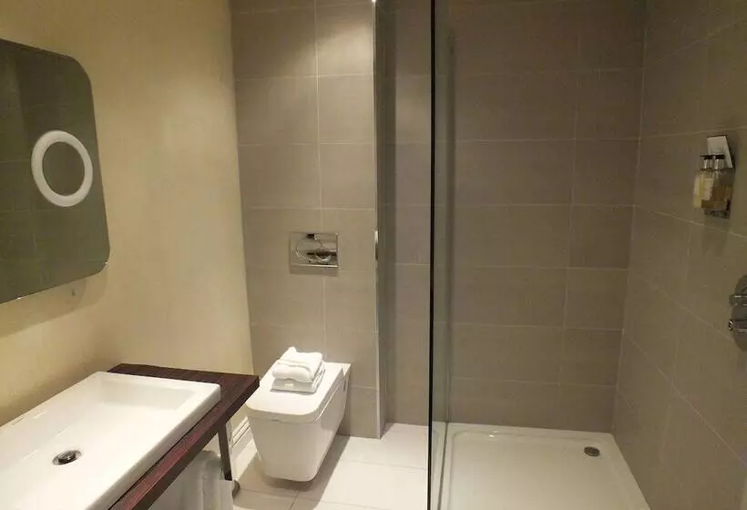 ホテル Finch S Arms