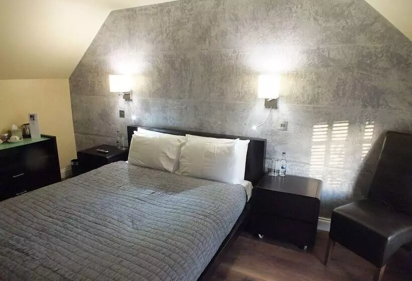 ホテル Finch S Arms