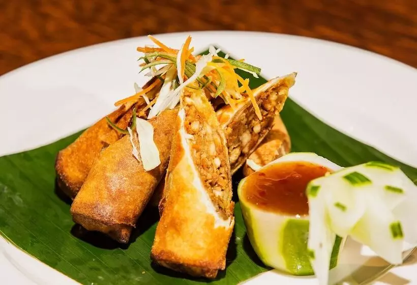 בית מלון כפרי Maui Palms