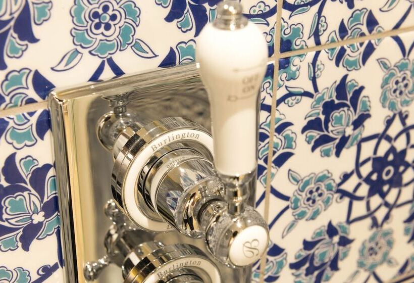 酒店 The Bear Inn, Hodnet