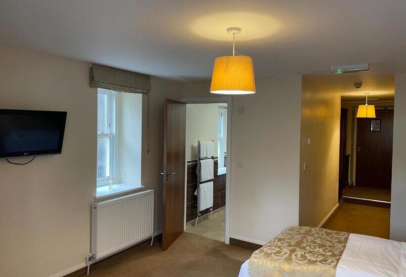 فندق The Cambrian Bar & Grill