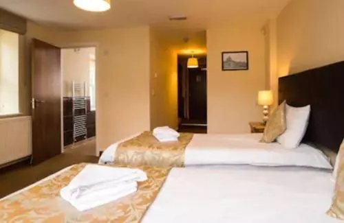 酒店 The Cambrian Bar & Grill