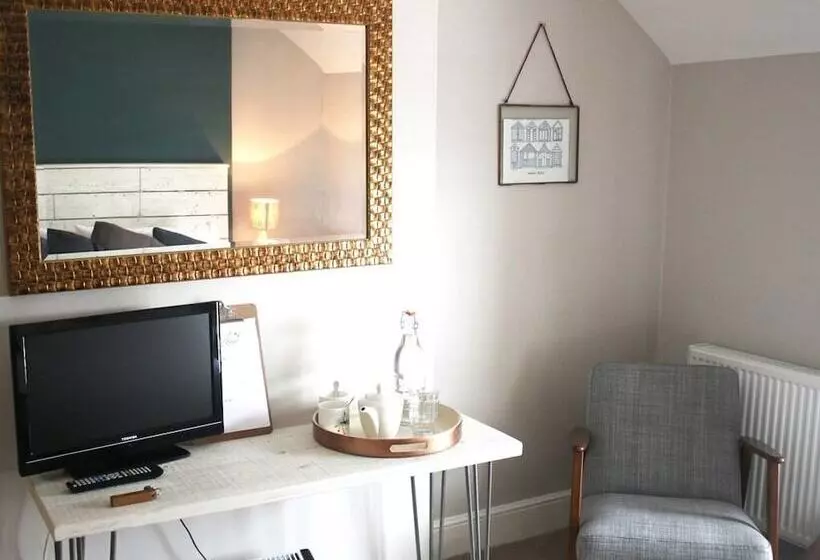 Отель The Cliff House