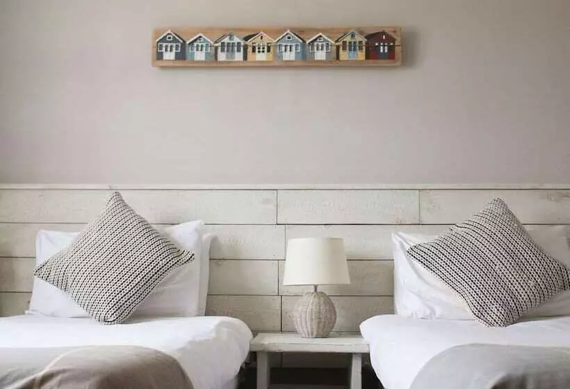 Отель The Cliff House