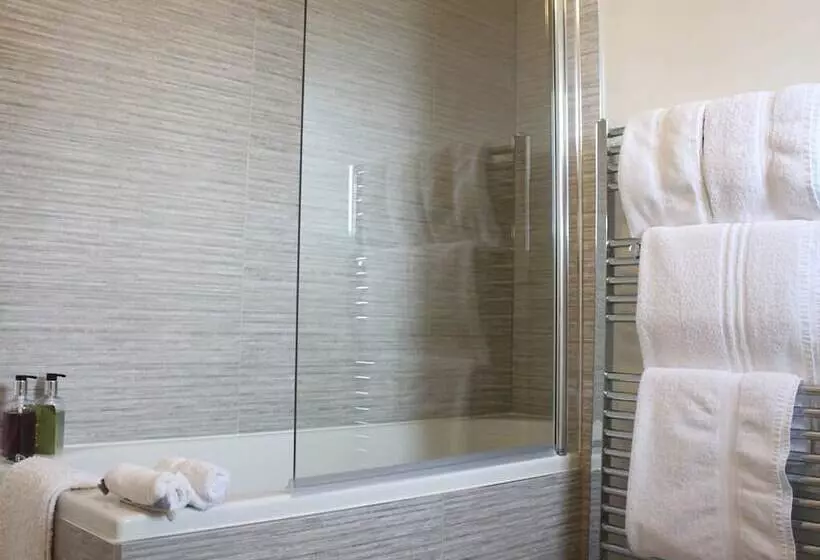 Отель The Cliff House