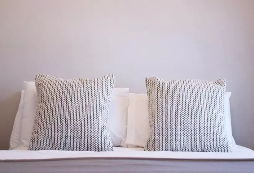 Отель The Cliff House