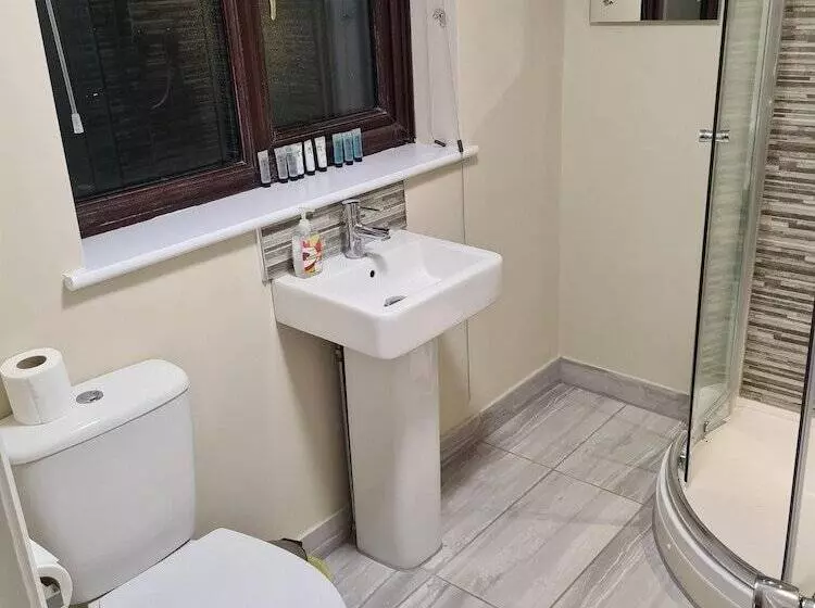 Отель The Kings Head Inn