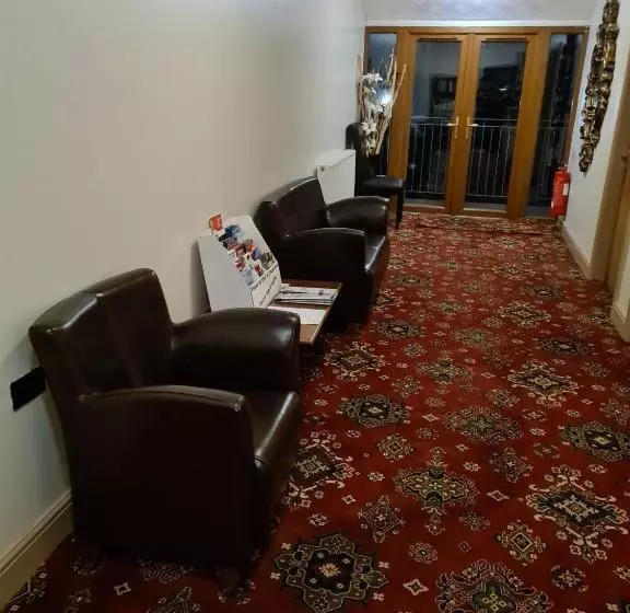 Отель The Kings Head Inn