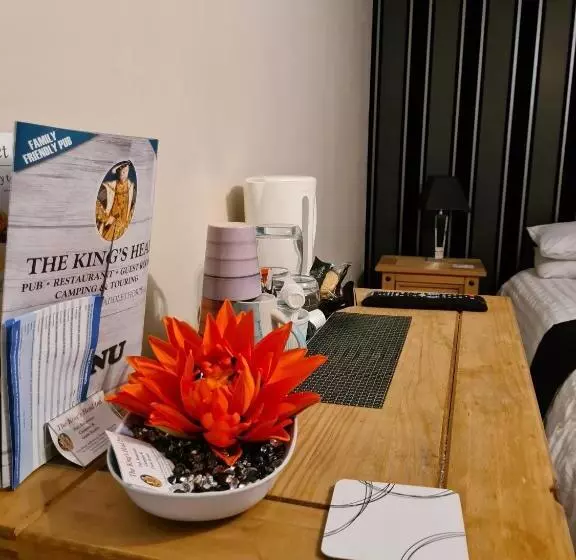 Отель The Kings Head Inn