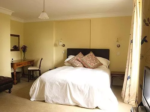 בית מלון כפרי The Lawns