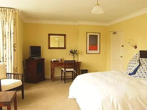 בית מלון כפרי The Lawns